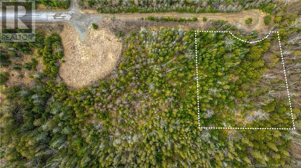 45 Crestwood Lane, Saint Andrews, New Brunswick E5B 2N7
