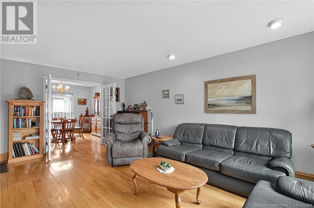 43 PARLEE DRIVE Image 11