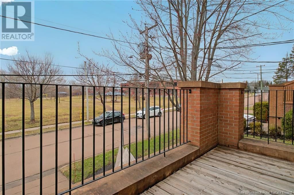 43 PARLEE DRIVE Image 14