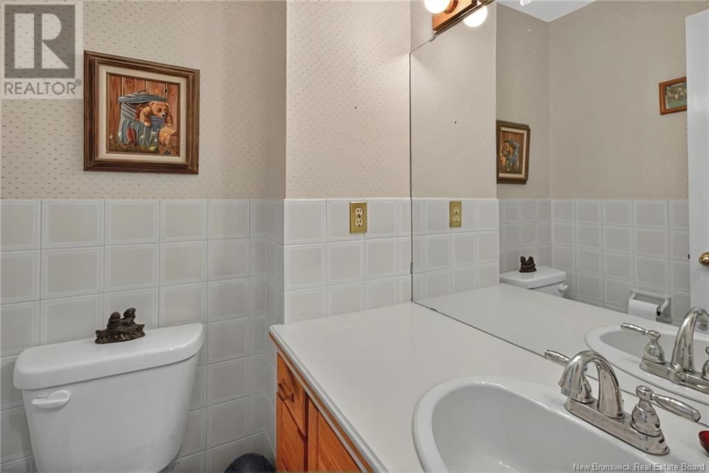 43 PARLEE DRIVE Image 16