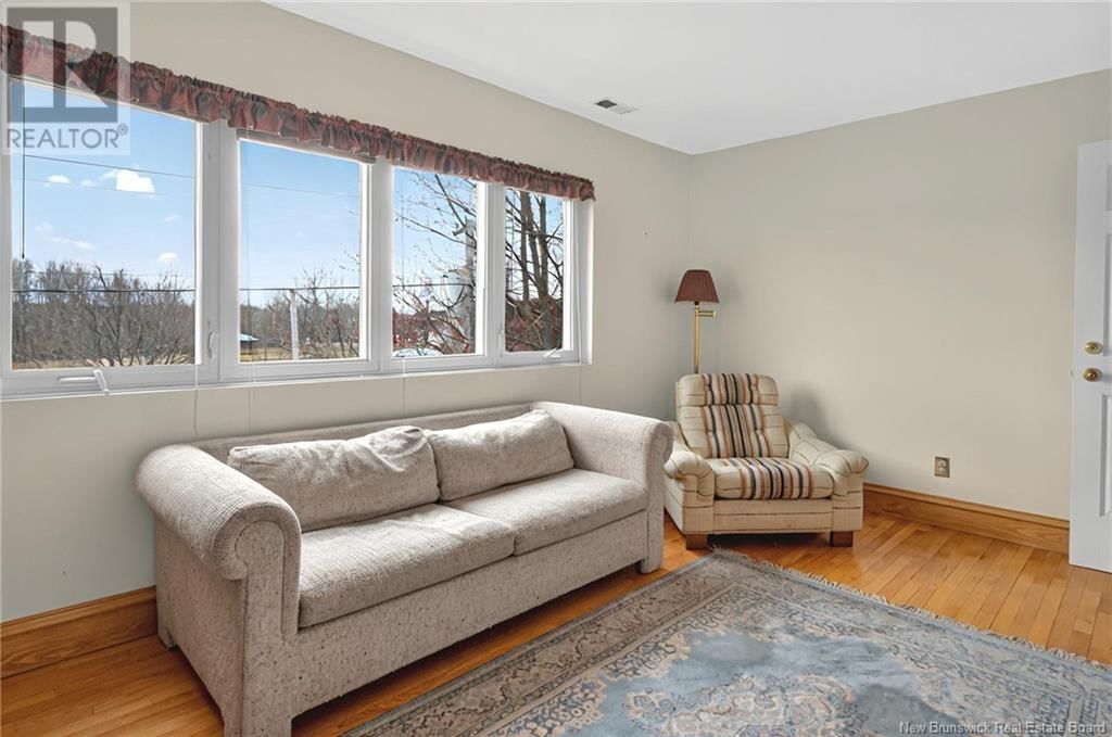 43 PARLEE DRIVE Image 23