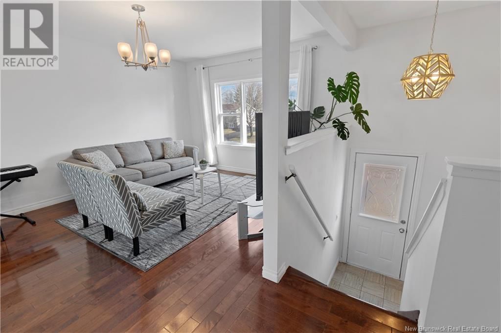 33 MEGHAN STREET Image 7