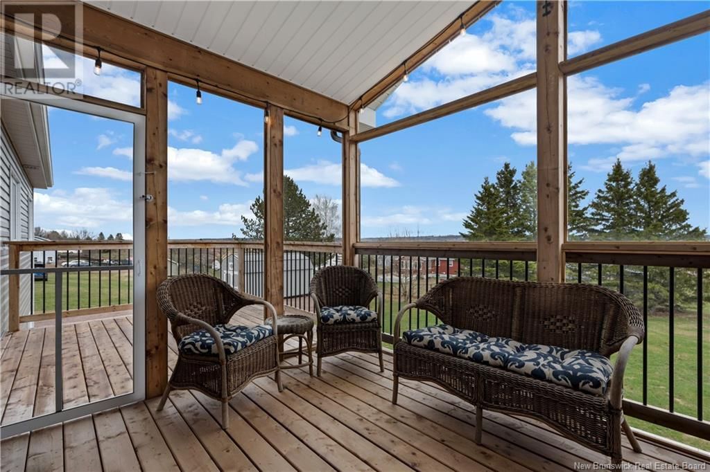 323 CENTRALE STREET Image 15