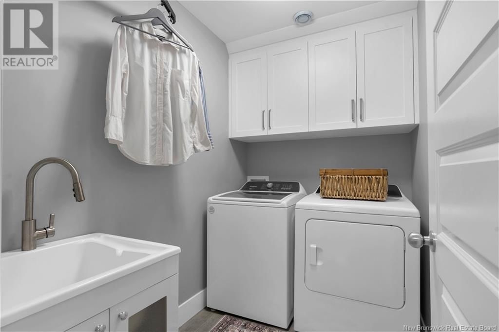323 CENTRALE STREET Image 29