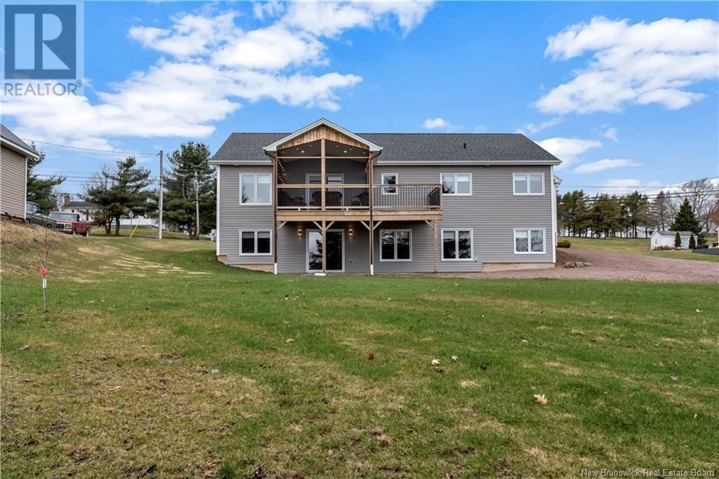 323 CENTRALE STREET Image 46