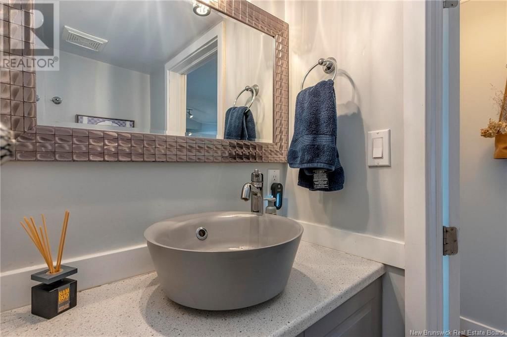 162 HILLSIDE ROAD Image 15