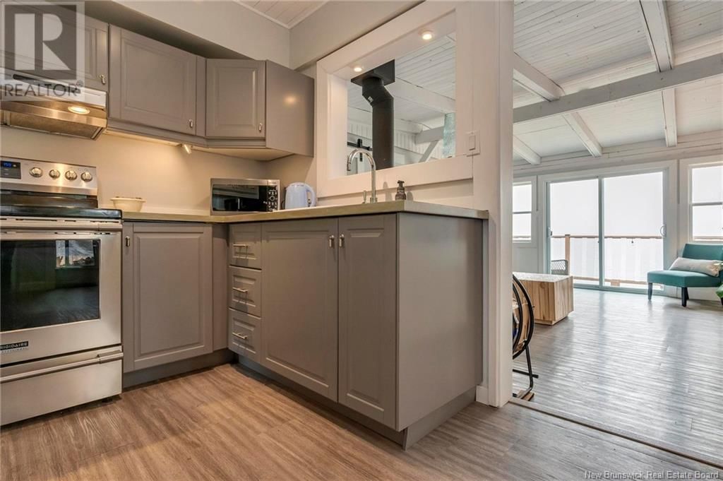162 HILLSIDE ROAD Image 16