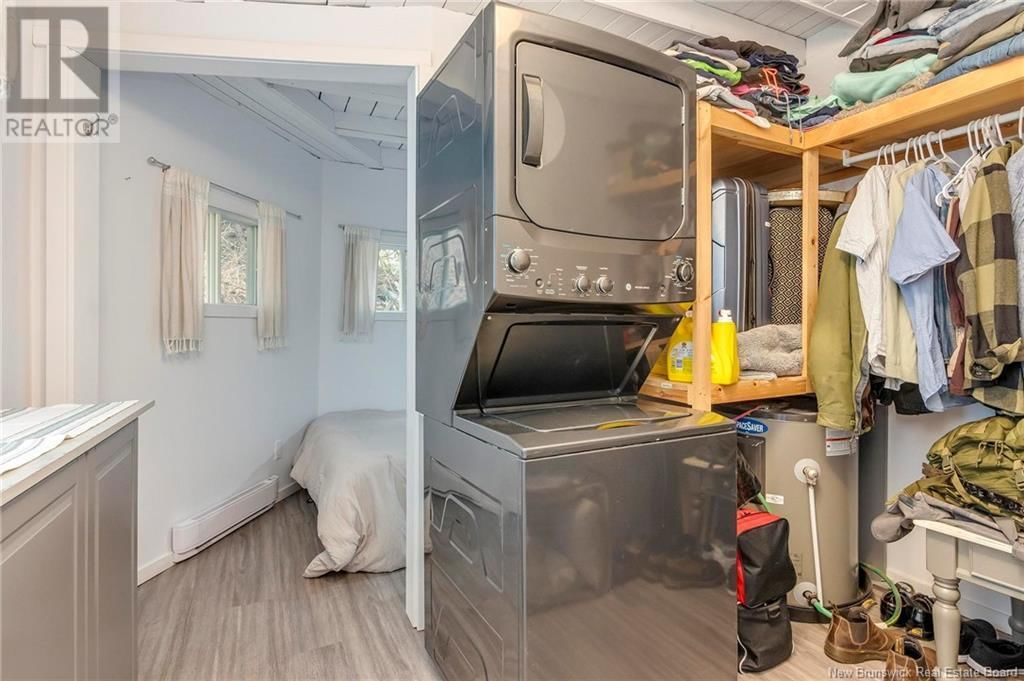162 HILLSIDE ROAD Image 33