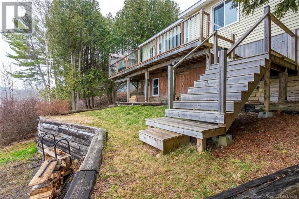 162 HILLSIDE ROAD Image 38