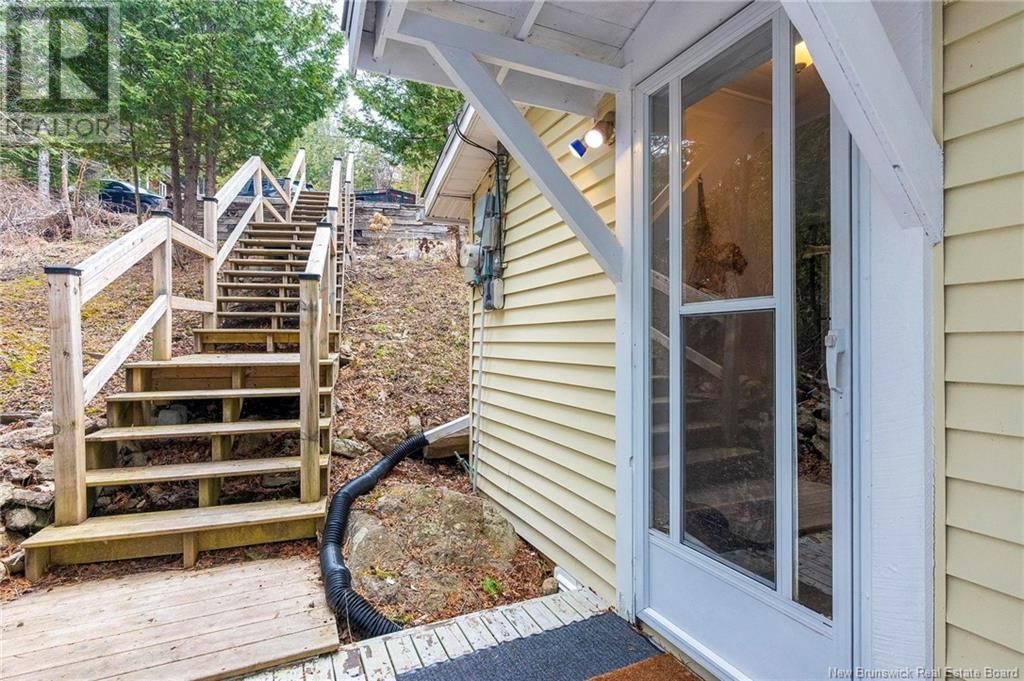 162 HILLSIDE ROAD Image 6