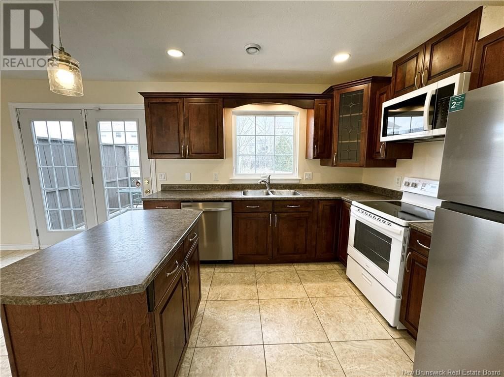 40 MOSSYOAK CRESCENT Image 10