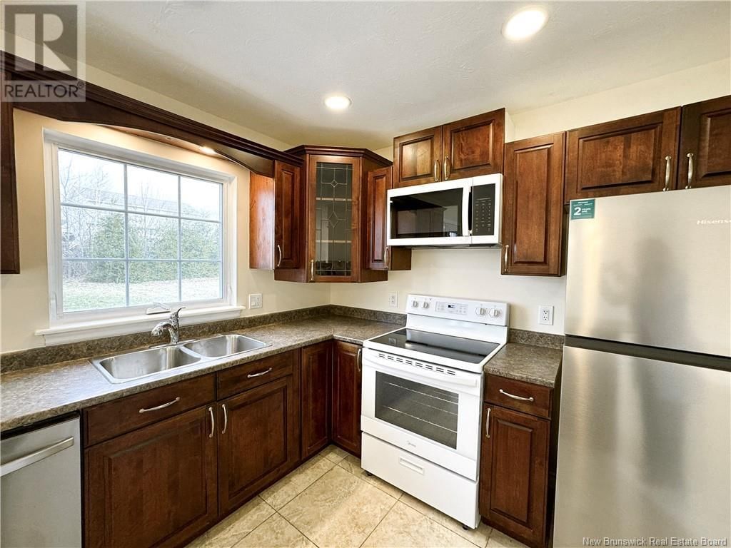 40 MOSSYOAK CRESCENT Image 11