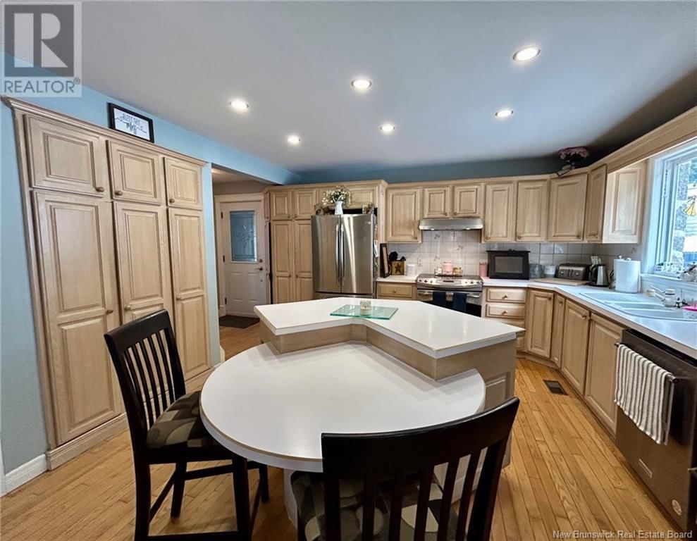 37 MACBEATH COURT Image 3