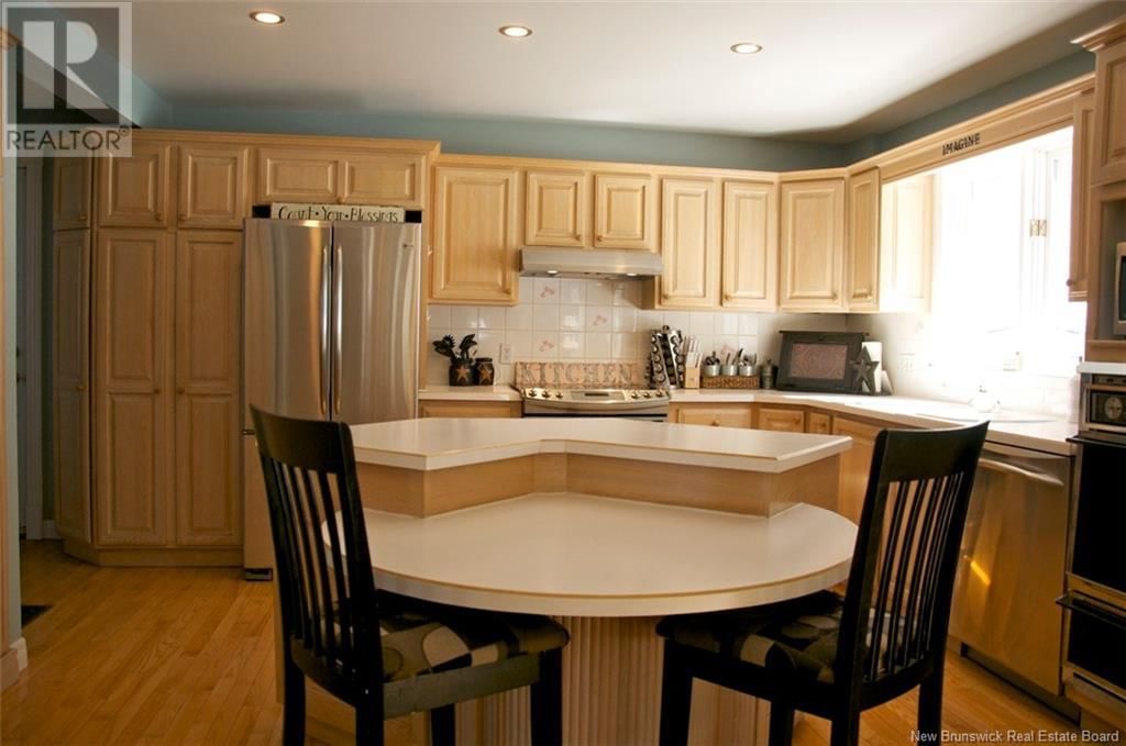 37 MACBEATH COURT Image 4