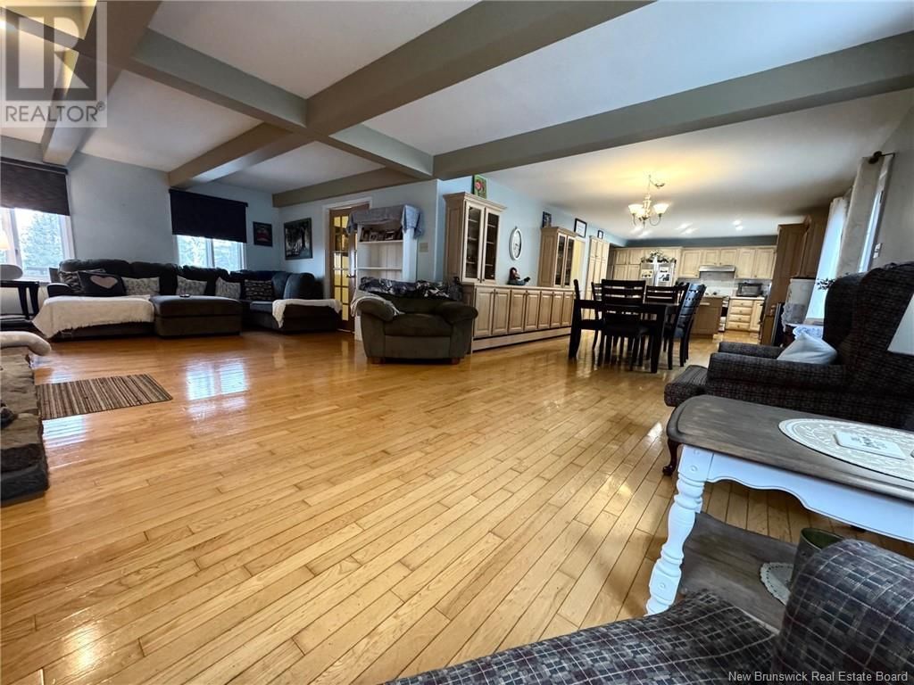 37 MACBEATH COURT Image 6