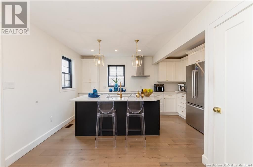 230 MCCLELAN AVENUE Image 10