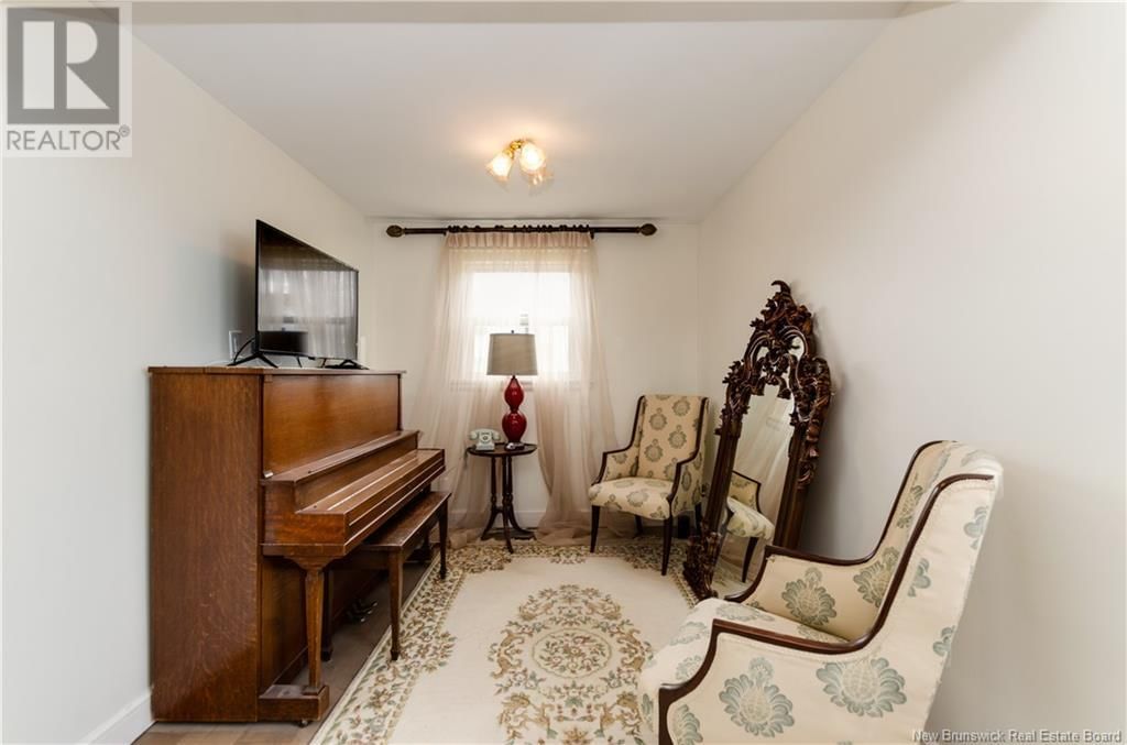 230 MCCLELAN AVENUE Image 19