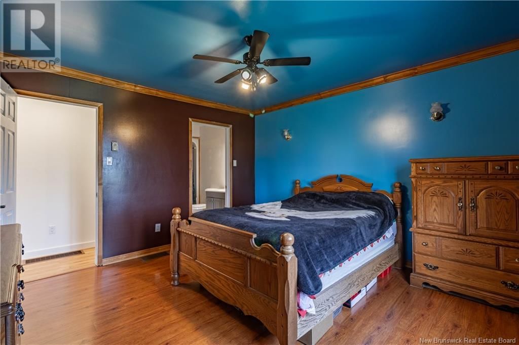 272 CREEK ROAD Image 11