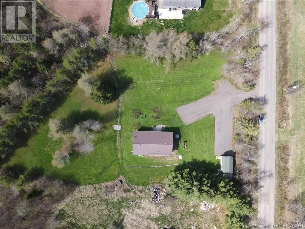 272 CREEK ROAD Image 38