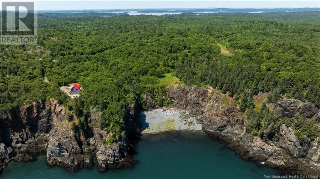 6 & 7 Fundy Drive, Campobello Island, New Brunswick E5E 1Y7