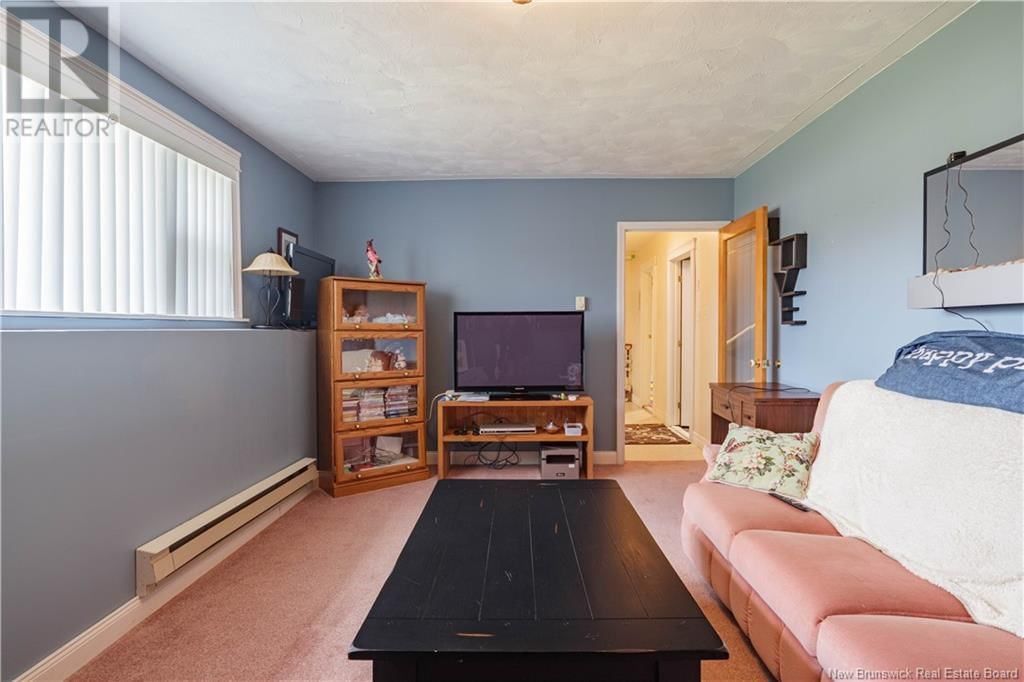 185 MCLEOD HILL ROAD Image 25
