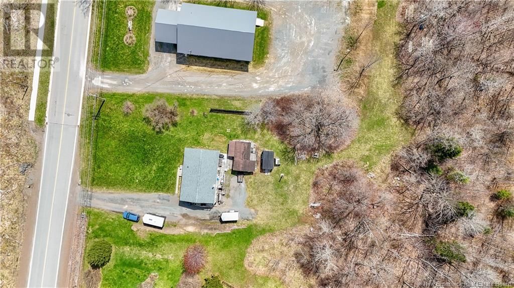 185 MCLEOD HILL ROAD Image 36