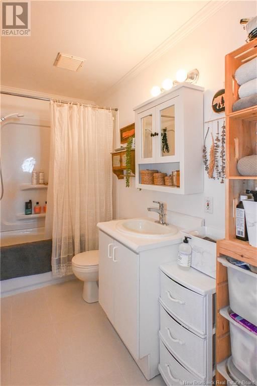 3180 ALCIDE STREET Image 33