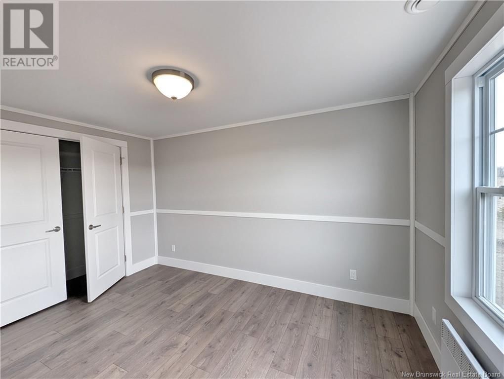 6 CHRISTINE/MARTIN STREET Image 9