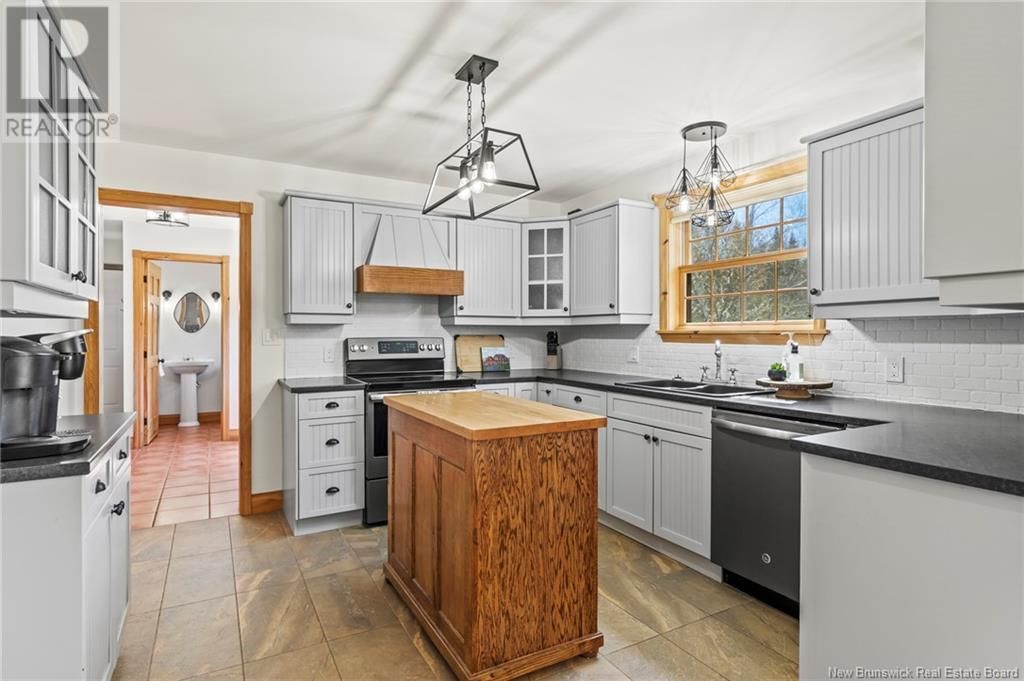 80 JENKINS DRIVE Image 10