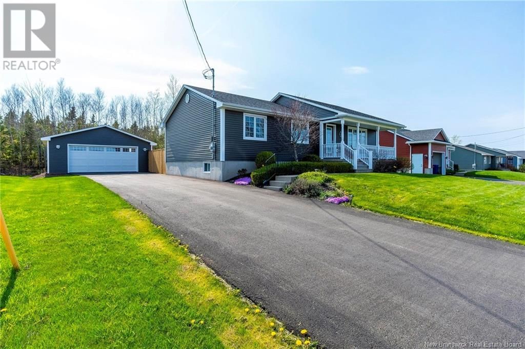 66 SQUIRE AVENUE Image 1