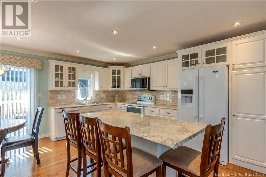 66 SQUIRE AVENUE Image 10