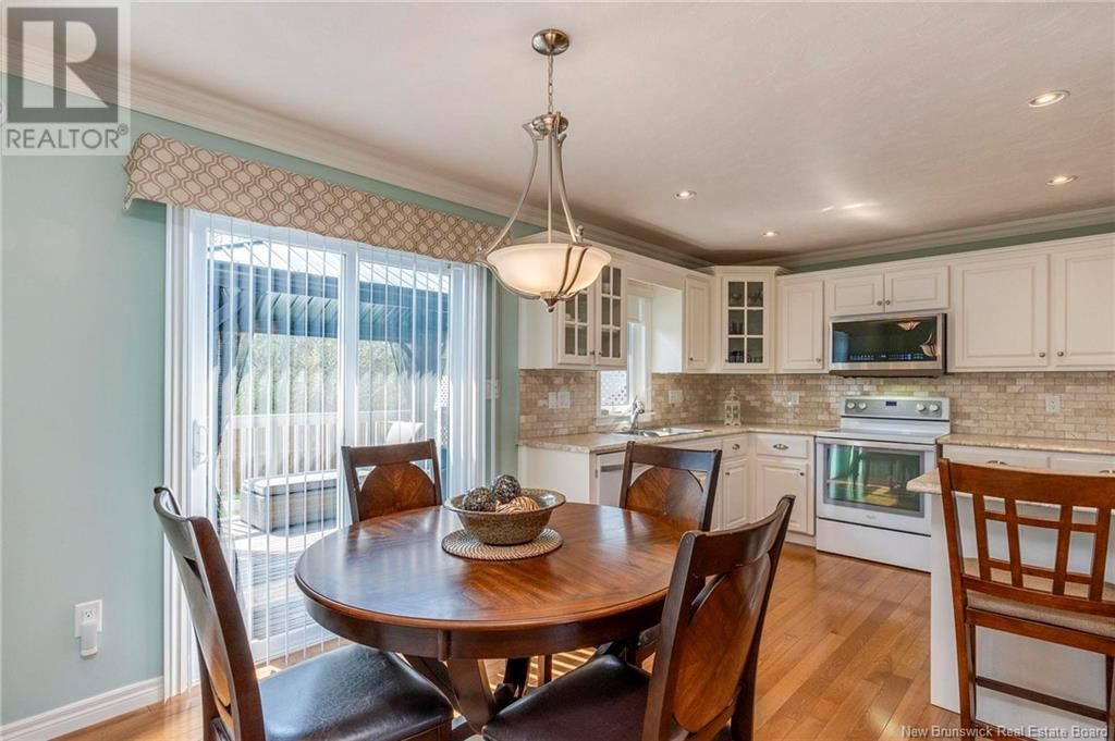 66 SQUIRE AVENUE Image 15