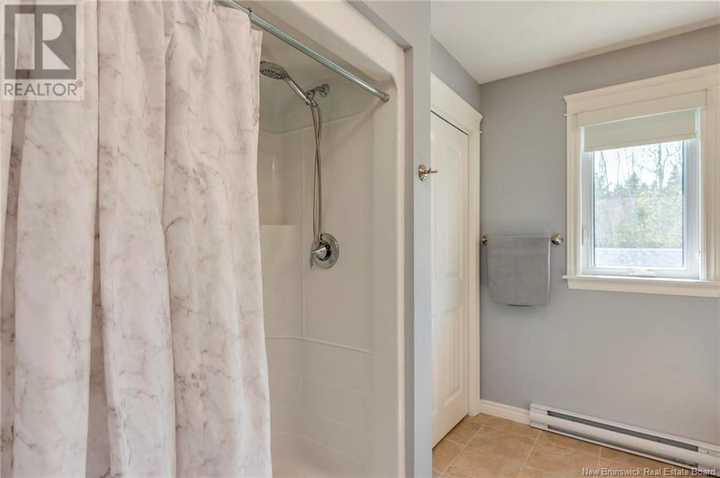 66 SQUIRE AVENUE Image 19