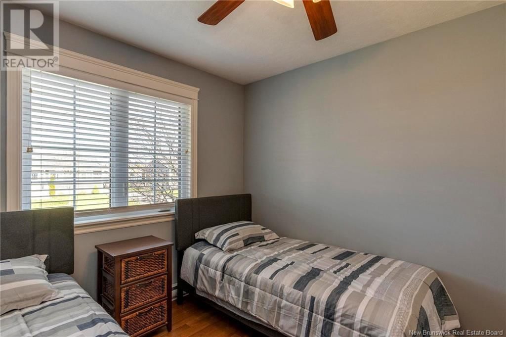 66 SQUIRE AVENUE Image 22