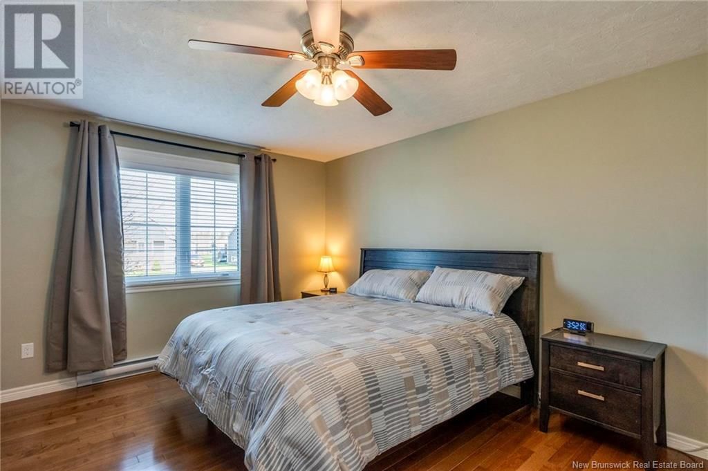 66 SQUIRE AVENUE Image 24