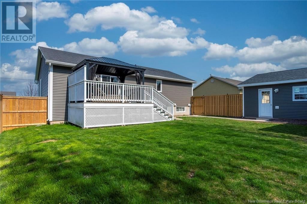 66 SQUIRE AVENUE Image 48