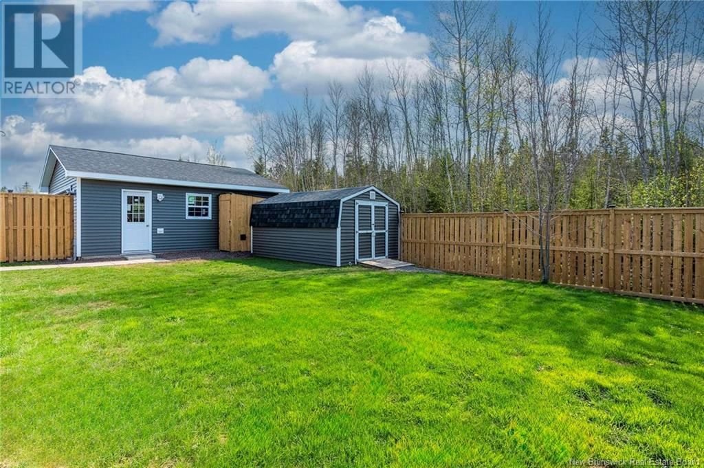 66 SQUIRE AVENUE Image 49