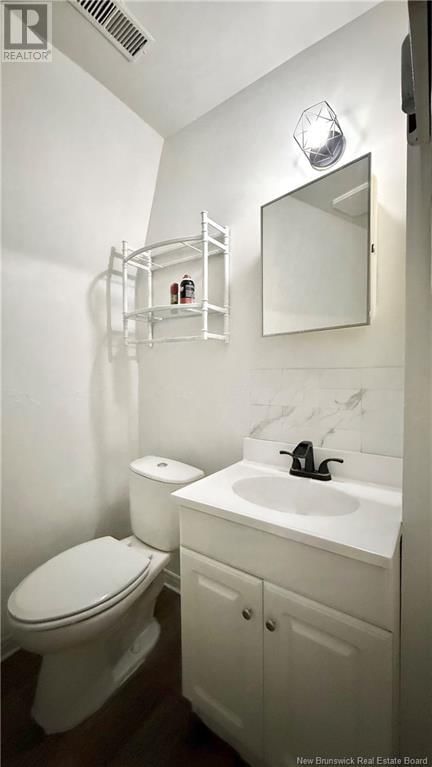 1740 BRIDEAU AVENUE Image 39