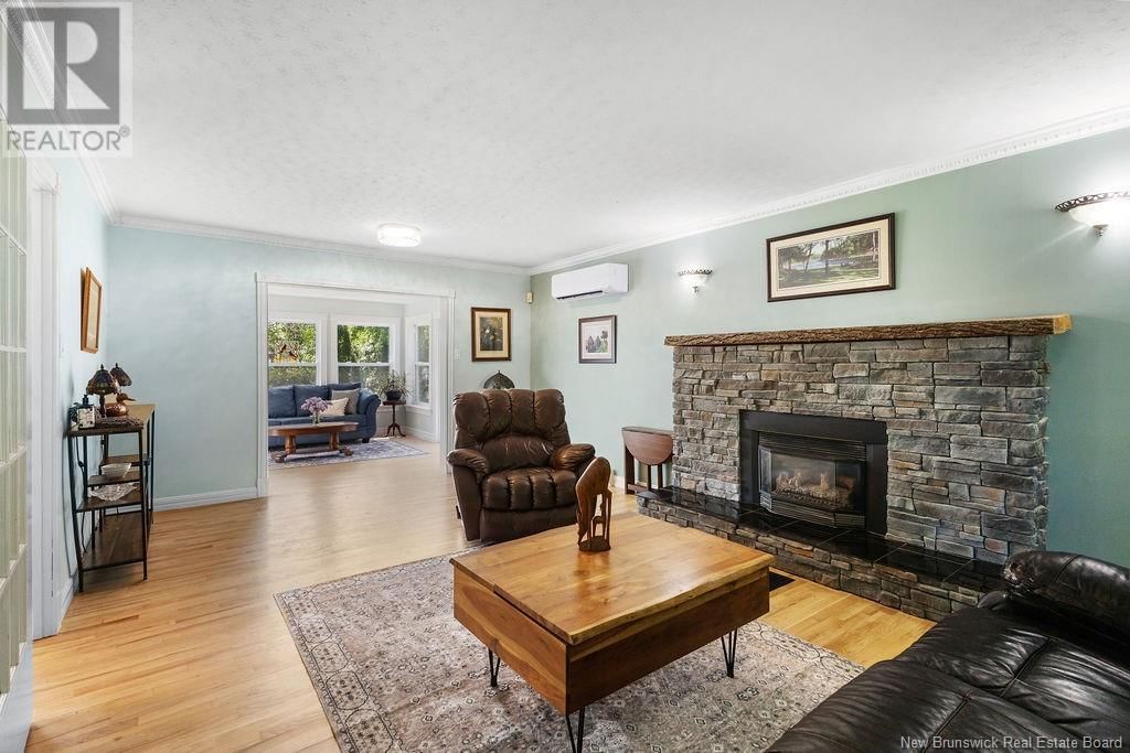 284 TROY AVENUE Image 23