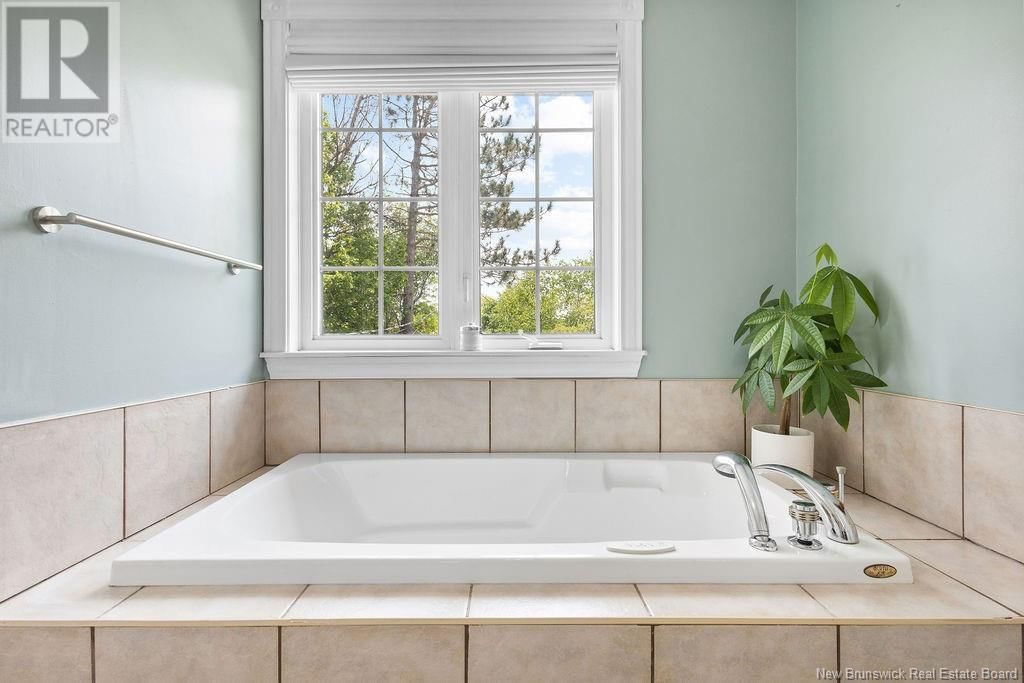 284 TROY AVENUE Image 35