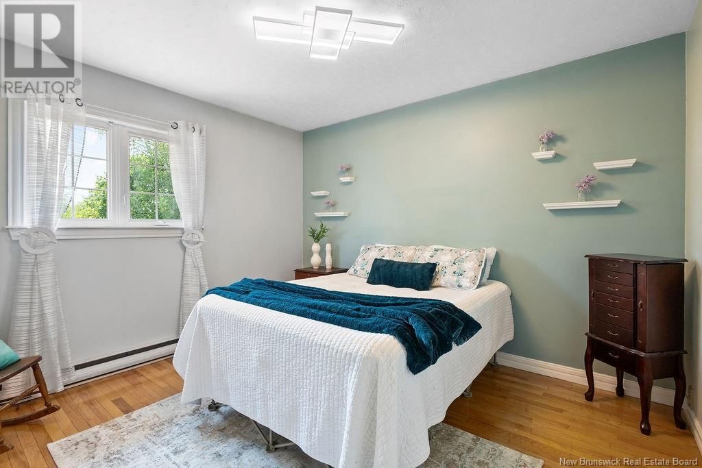 284 TROY AVENUE Image 36