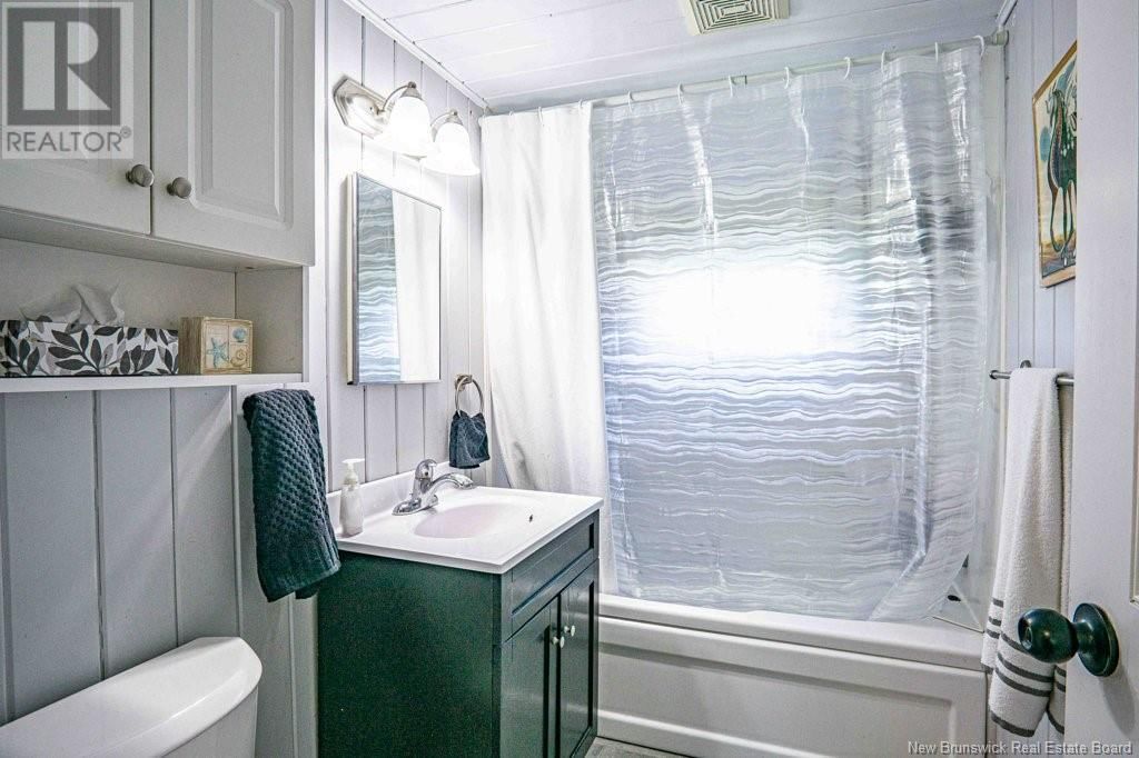 135 KINGSLEY ROAD Image 12