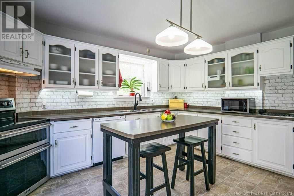 135 KINGSLEY ROAD Image 15