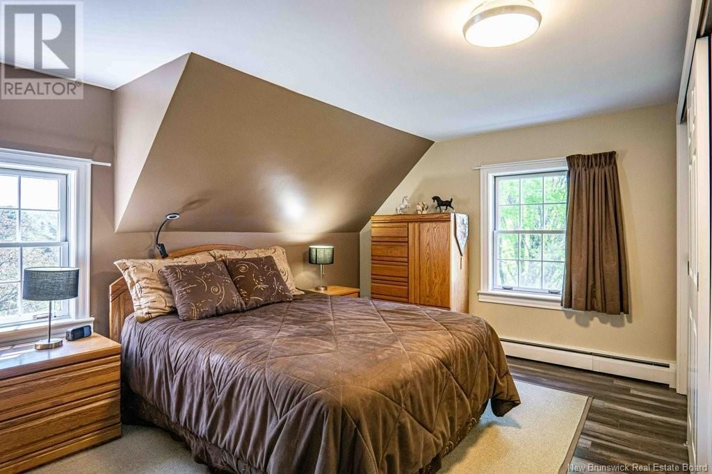 135 KINGSLEY ROAD Image 23