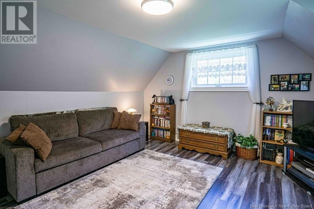 135 KINGSLEY ROAD Image 31