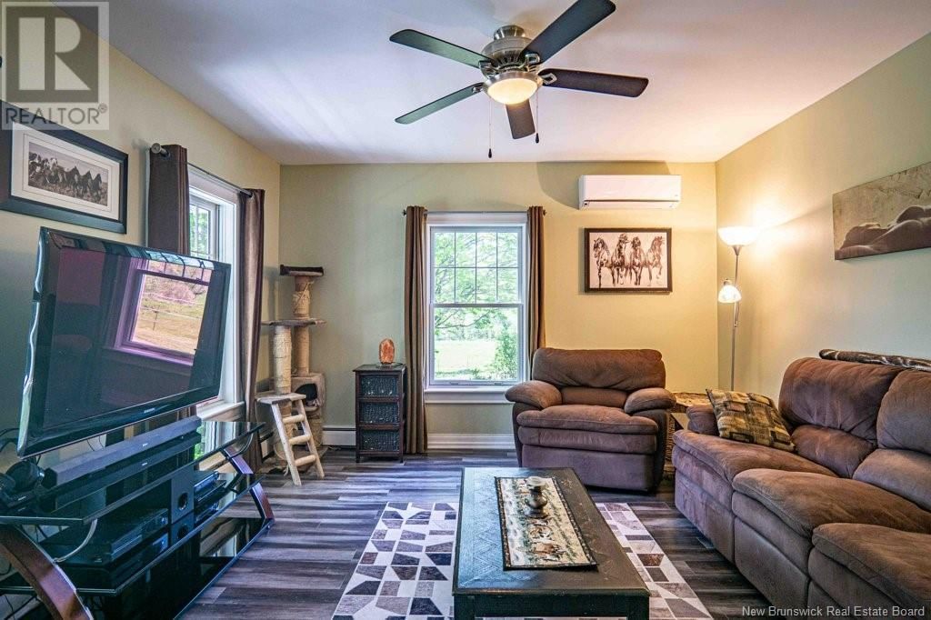 135 KINGSLEY ROAD Image 4