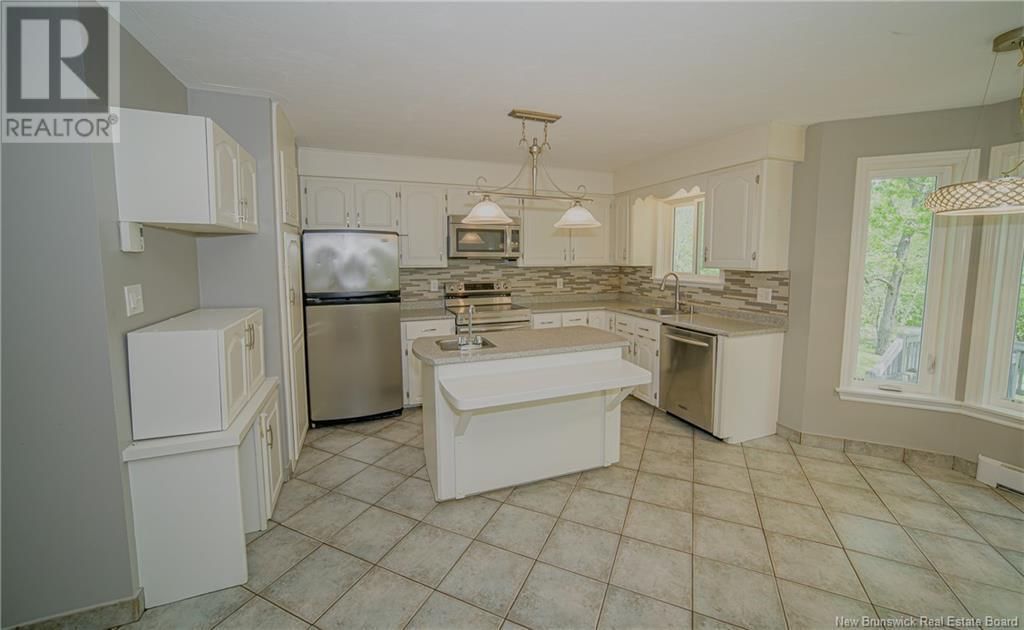 45 BROMLEY AVENUE Image 15