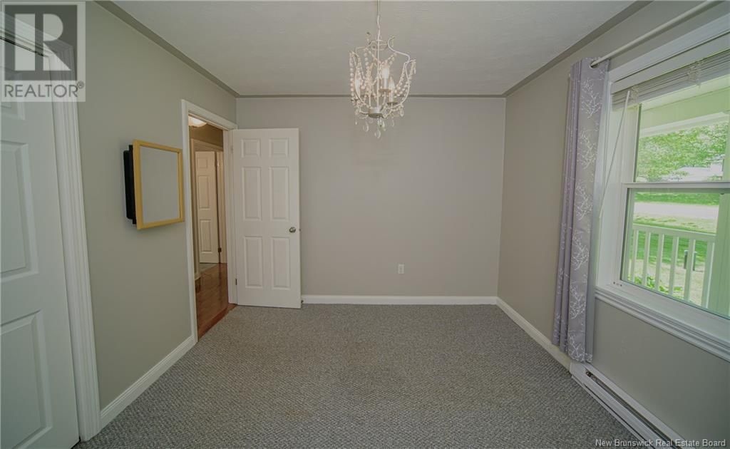 45 BROMLEY AVENUE Image 18