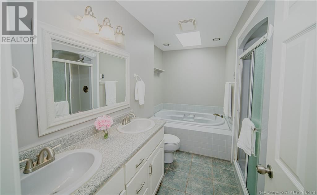 45 BROMLEY AVENUE Image 20