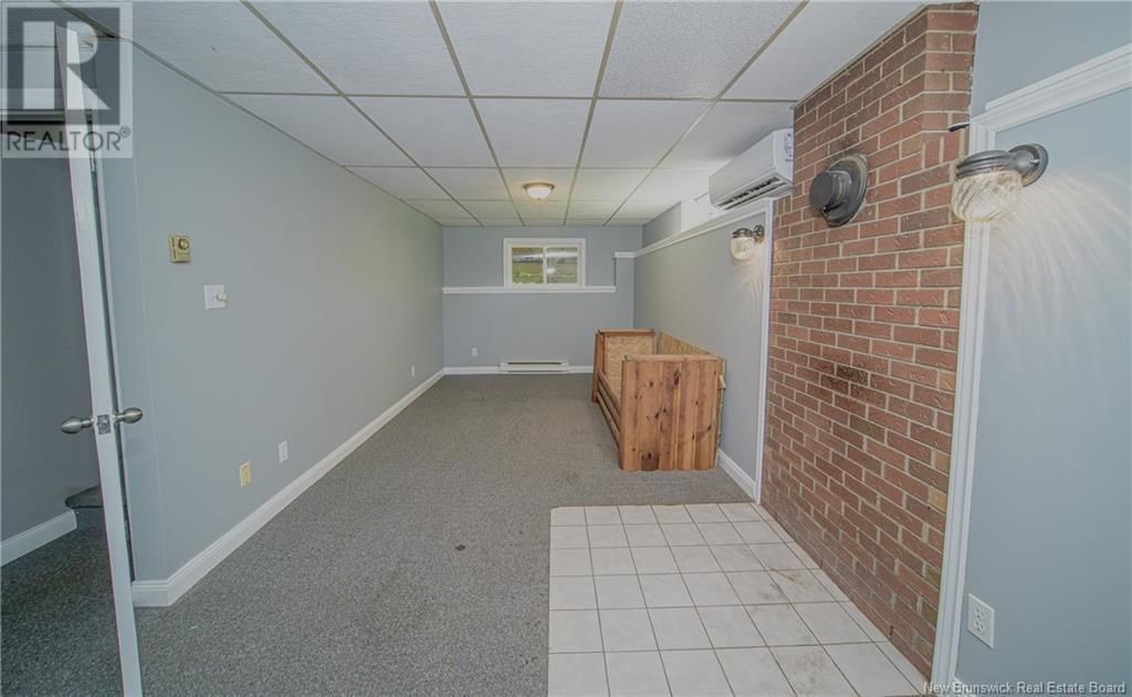 45 BROMLEY AVENUE Image 24